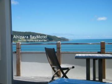 Relax at the Ahipara Bay Motel, Image ©